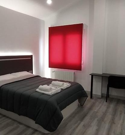 Hotel Alojamientos Aviche 6 Santander Exteriör bild