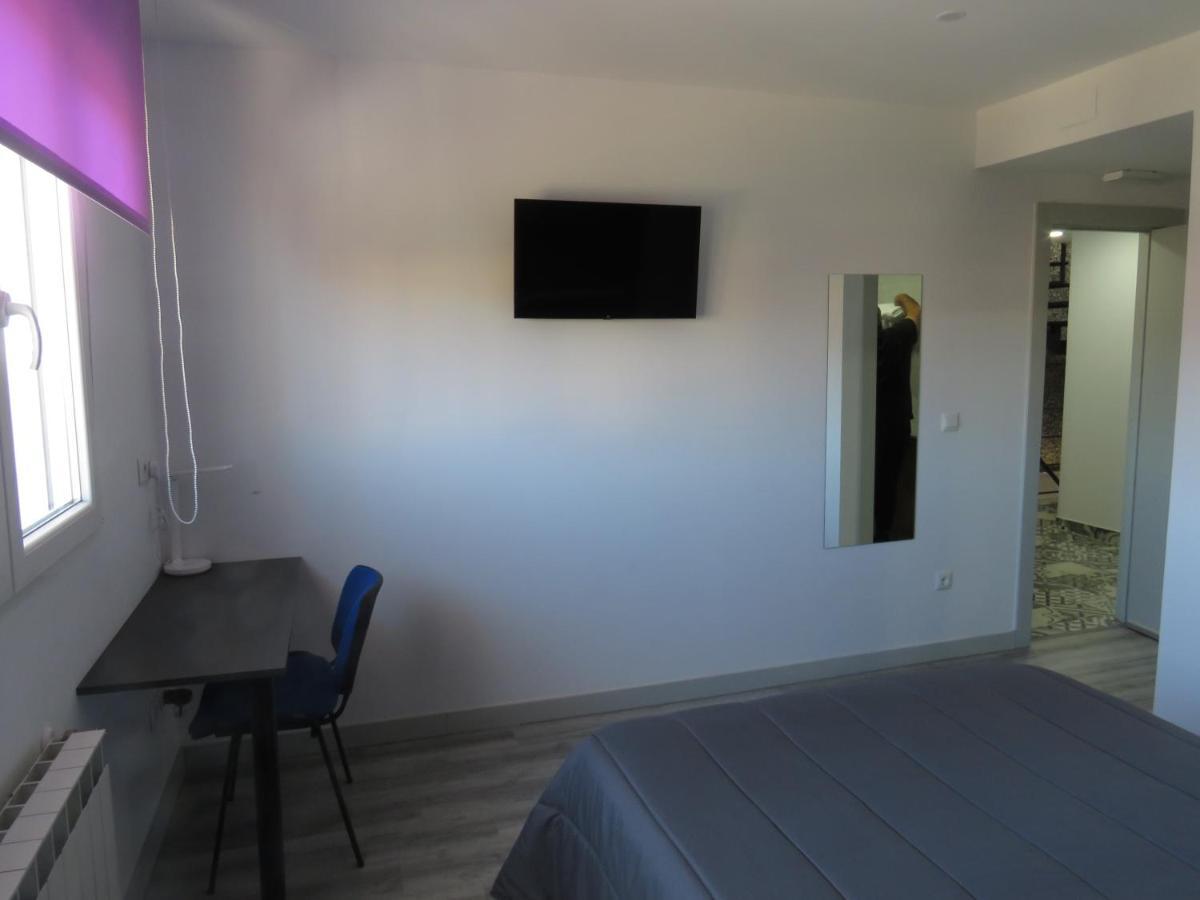 Hotel Alojamientos Aviche 6 Santander Exteriör bild